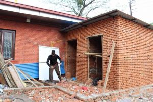 अपाङ्गमैत्री शौचालय पनि