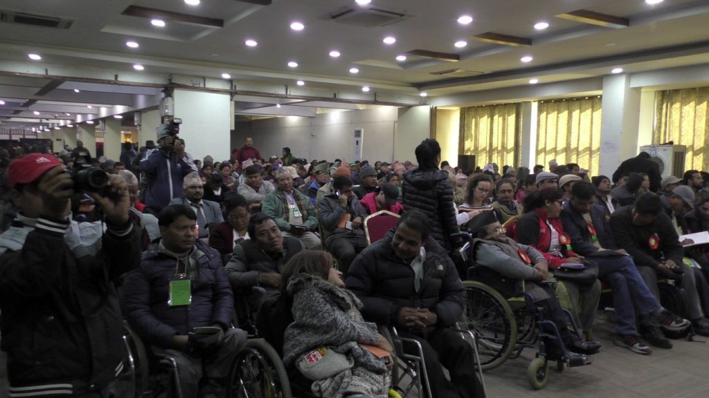 अपाङ्गता भएका व्यक्तिहरुको राष्ट्रिय मानव अधिकार महाभेलामा उपस्थित सहभागीहरु