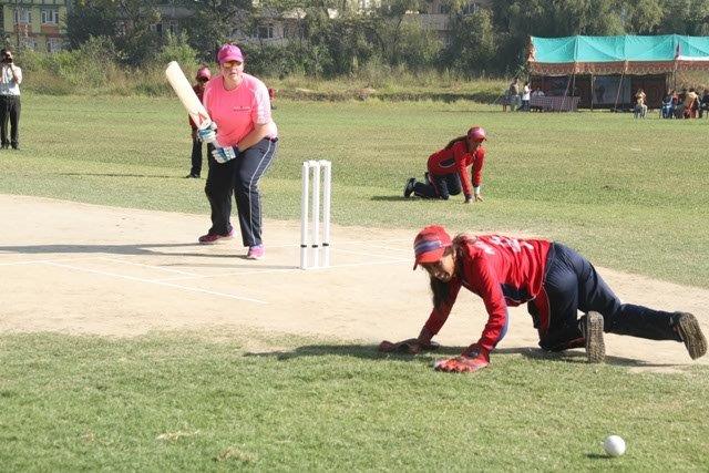 Geeta Poudel doing wicketkeeping