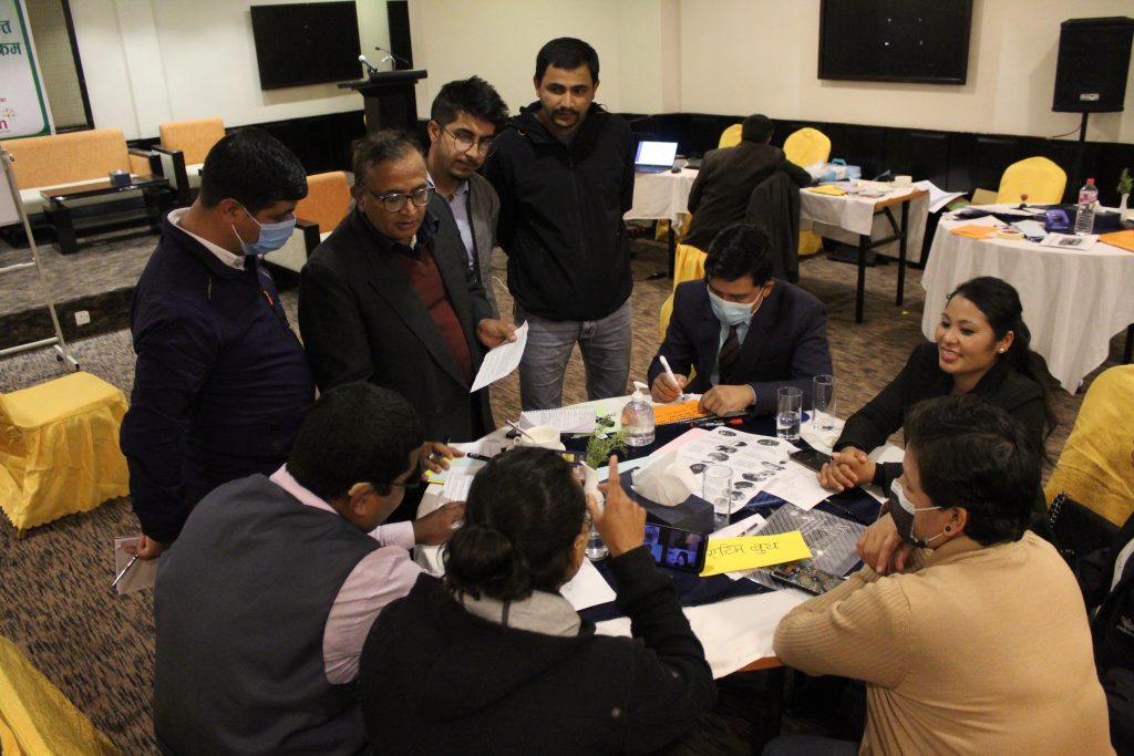 डीपीओ, प्रदेश तथा स्थानीय तहमा कार्यरत प्राविधिक (सिभिल, आर्किटेक्ट र आइटी विज्ञ) र पत्रकार सञ्चारकर्मीबीचको छलफल