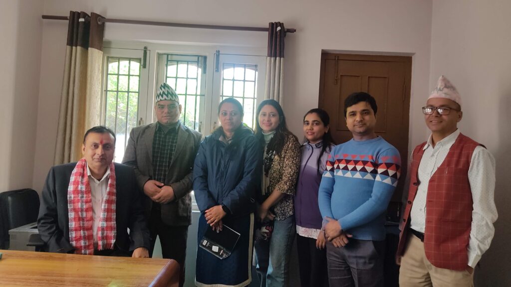 तस्विरमा राष्ट्रिय अपाङ्ग महासंघ नेपालको संघिय अध्यक्ष, सीता बराल, सीता अर्याल, सुभास ज्ञवाली, सुमित्रा अर्याल र झक्क प्रसाद पोखरेल।