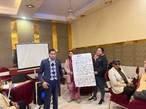 People are doing presentation at program